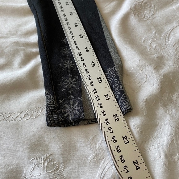 Casa Lee Women's Gray Boho Print Long‎ Sleeve Tunic Blouse Size Large - Picture 8 of 11